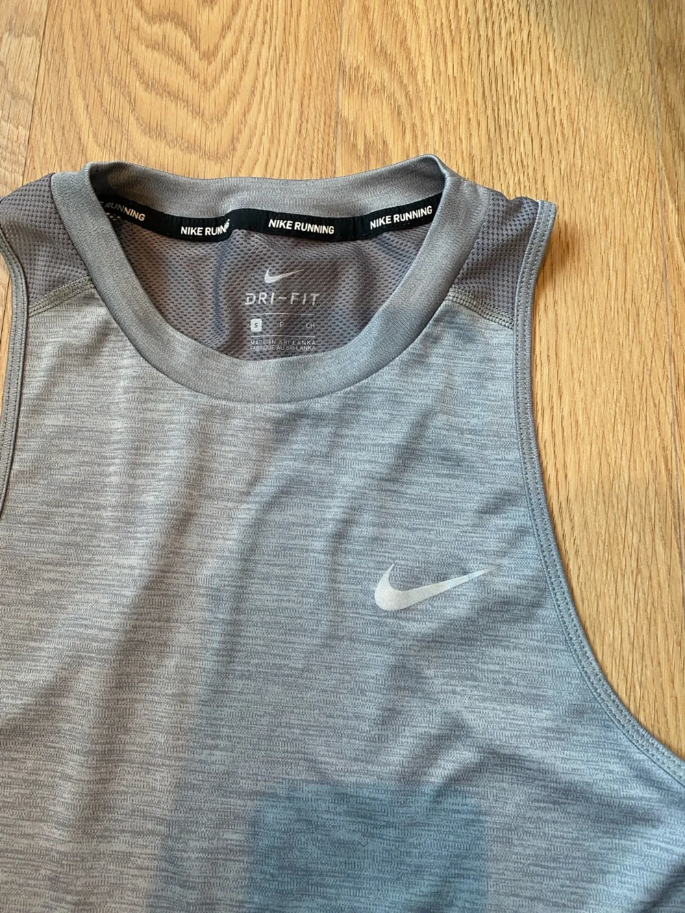Nike Dri-Fit Running Tank - Size SM